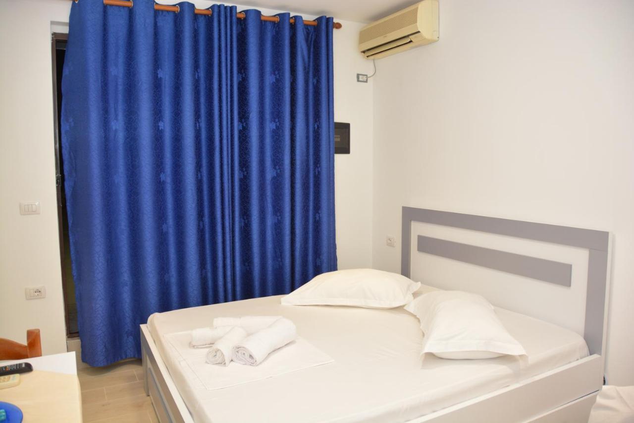 Mico'S Apartments Vlore Ngoại thất bức ảnh